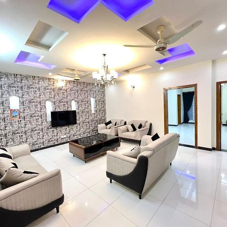 Luxury Apartment Rentals Islamabad Ngoại thất bức ảnh