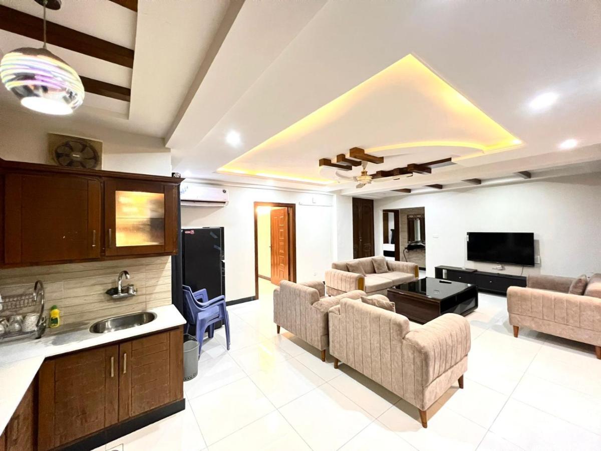 Luxury Apartment Rentals Islamabad Ngoại thất bức ảnh