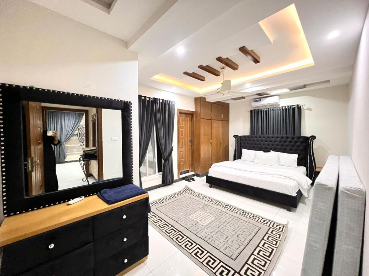 Luxury Apartment Rentals Islamabad Ngoại thất bức ảnh