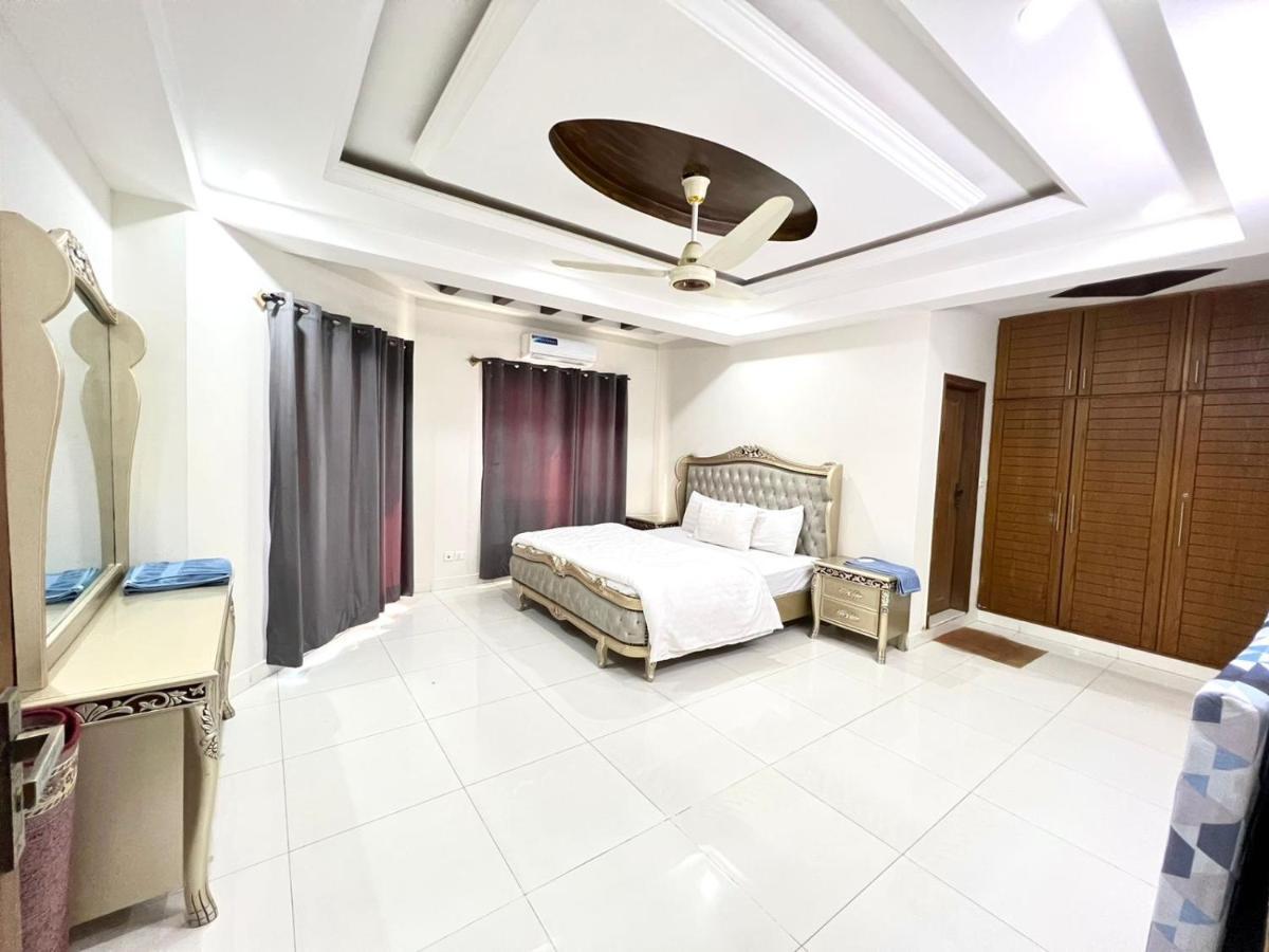 Luxury Apartment Rentals Islamabad Ngoại thất bức ảnh