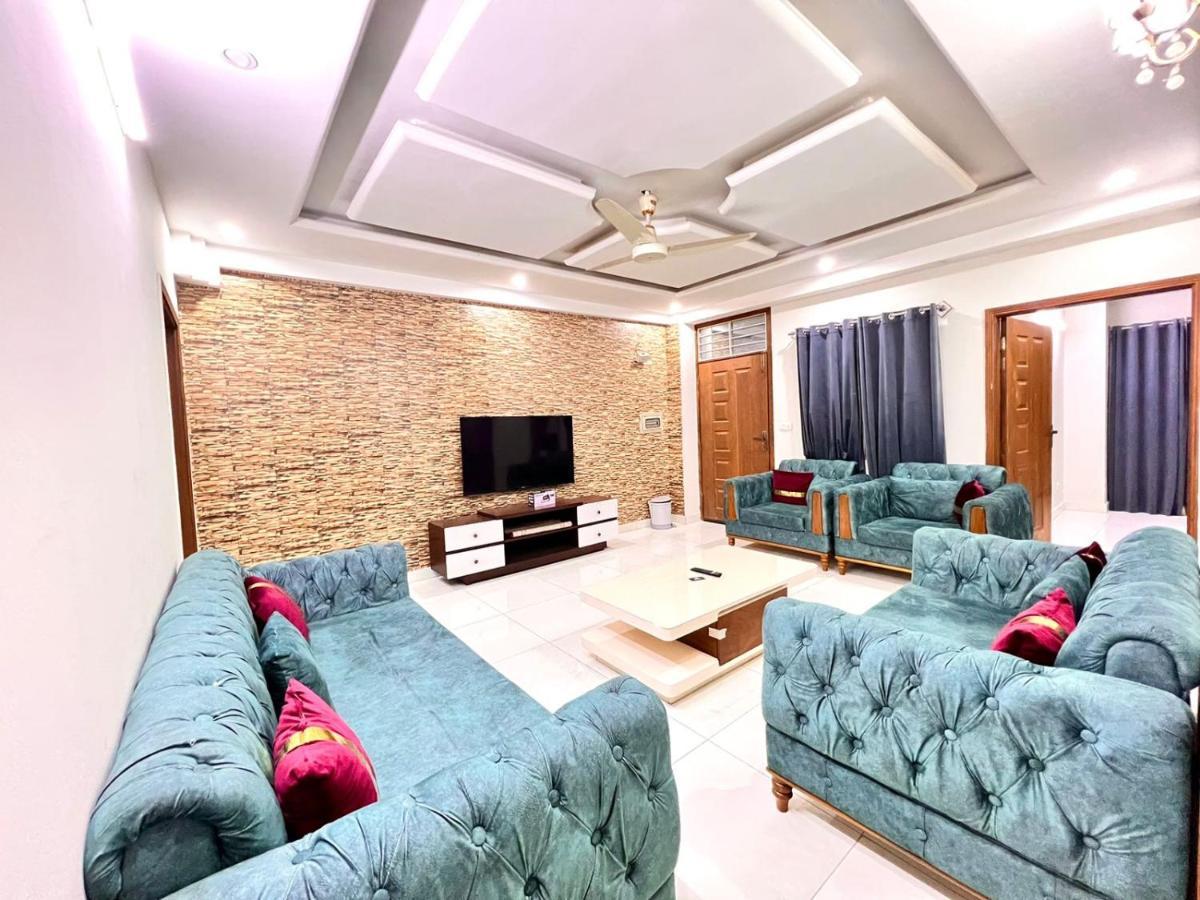 Luxury Apartment Rentals Islamabad Ngoại thất bức ảnh