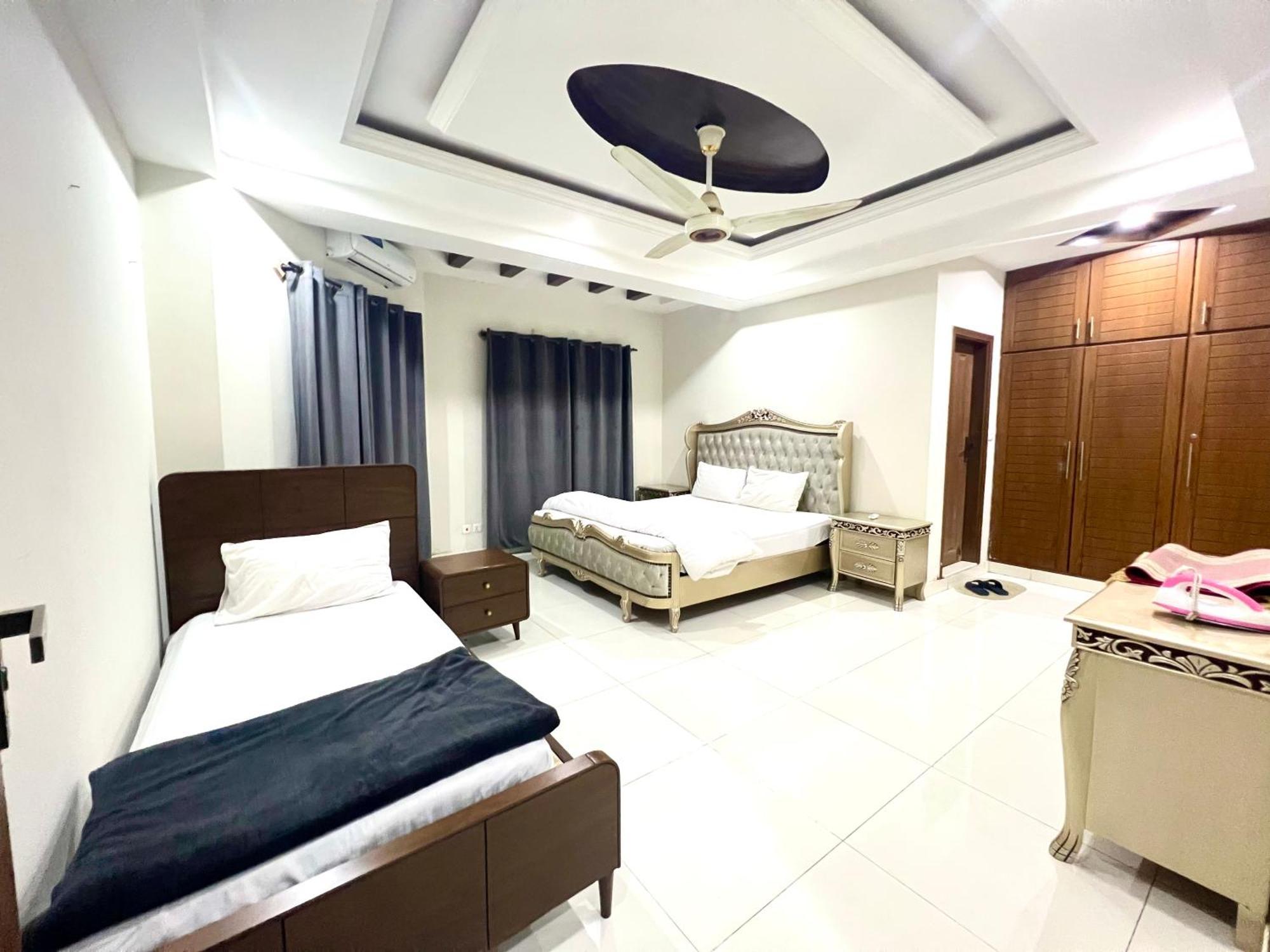 Luxury Apartment Rentals Islamabad Ngoại thất bức ảnh